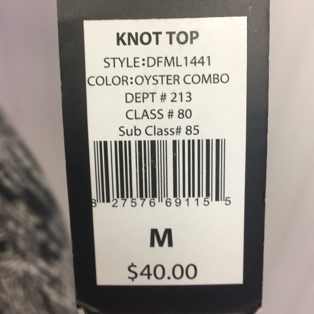 Daisy Fuentes V-Neck Knot Top - Picture 5 of 6